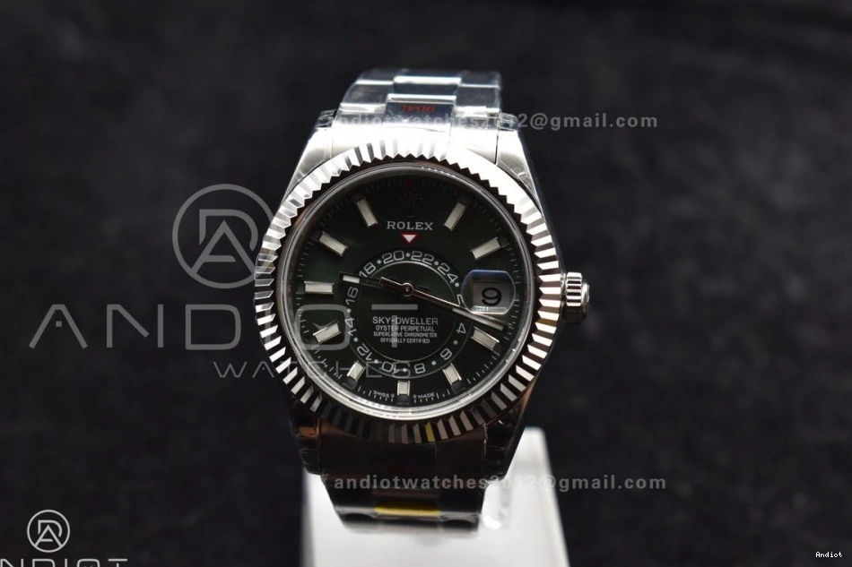SS SmoothTexture Dial on Bracelet 1109 Best Skydweller Edition Oyster SS Green Noob A23J 0824